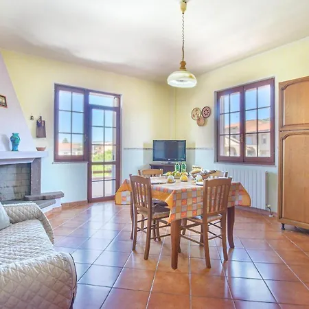 3 Bedroom Lovely In * Villaurbana