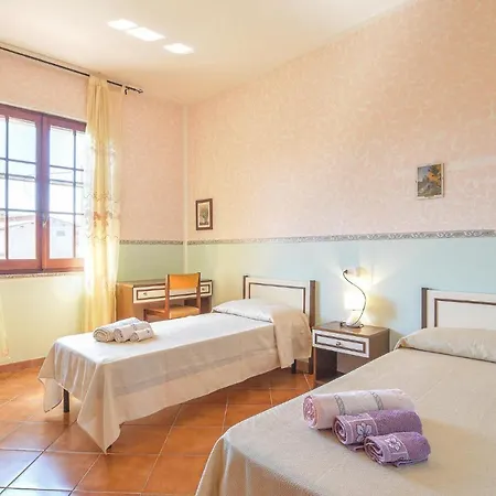 3 Bedroom Lovely In *